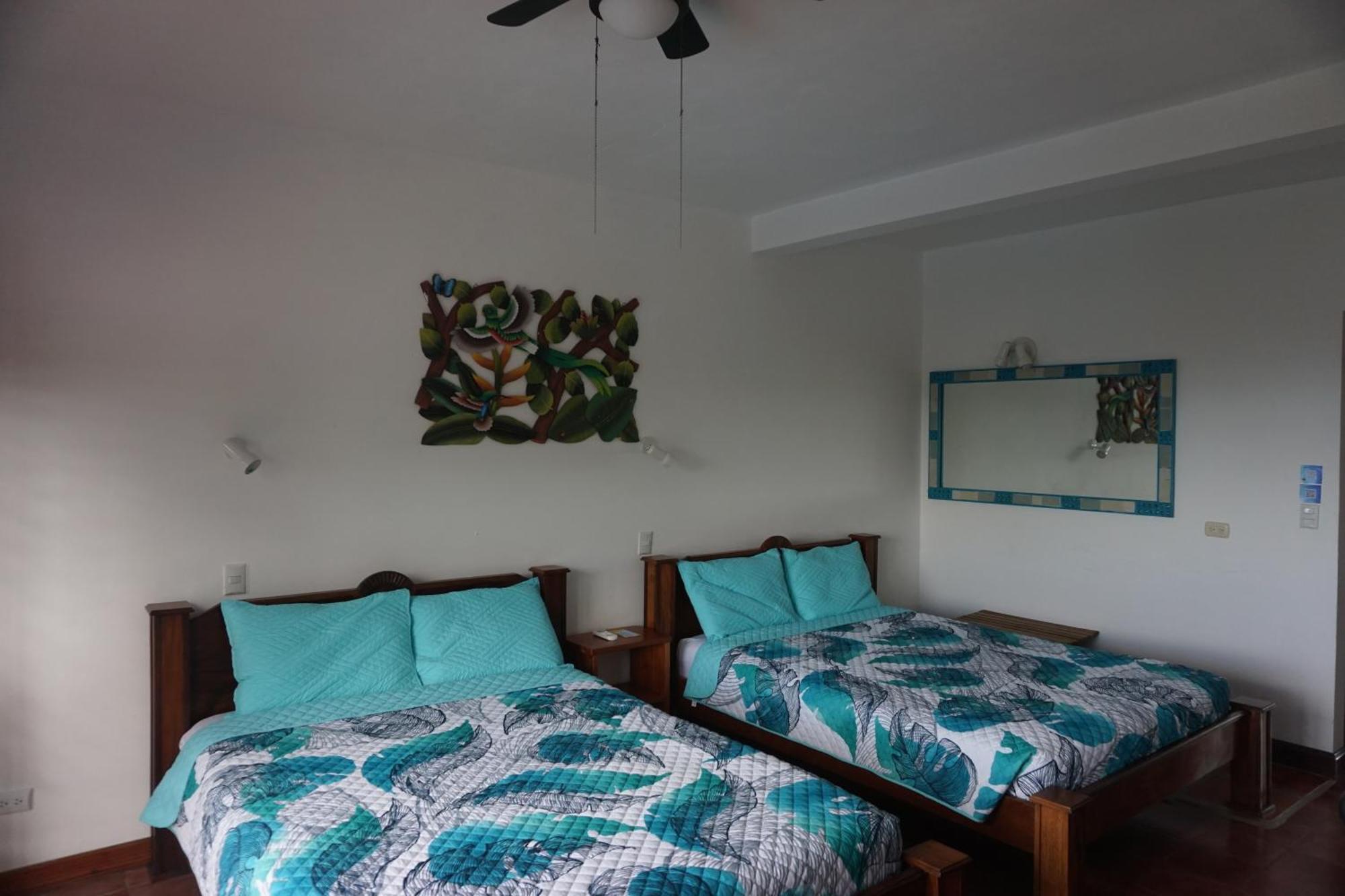 Hotel Planeta Sano Manuel Antonio Dış mekan fotoğraf