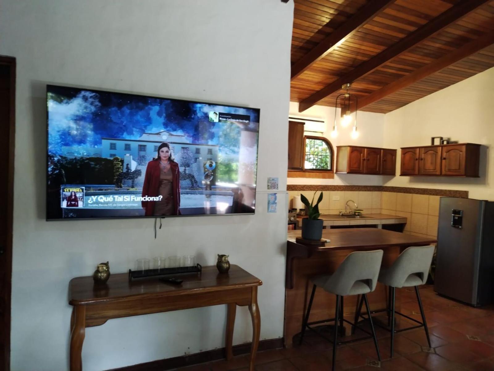 Hotel Planeta Sano Manuel Antonio Dış mekan fotoğraf
