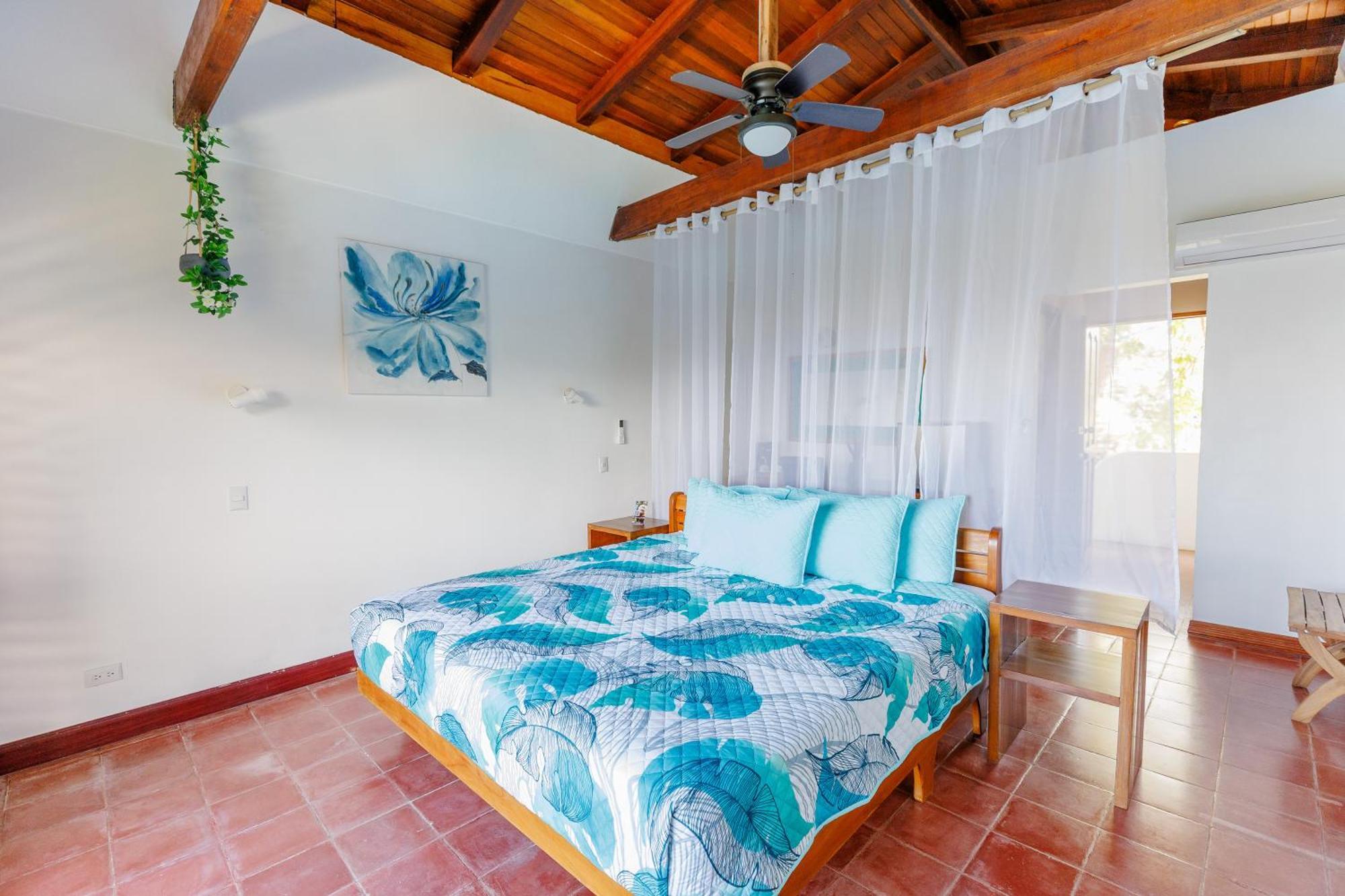 Hotel Planeta Sano Manuel Antonio Dış mekan fotoğraf